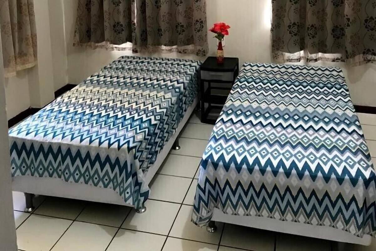 Twin Room | Free WiFi