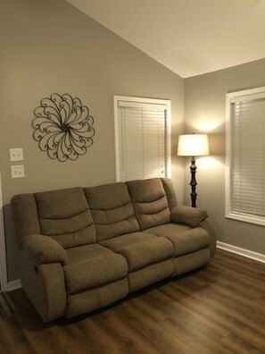 TV - We have DISCOUNTED this rental for you!!!  Site 5125 (Myrtle Beach)