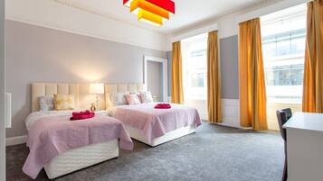 Apartment | 2 bedrooms, iron/ironing board, free WiFi, bed sheets