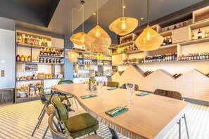 Bar (in der Unterkunft)