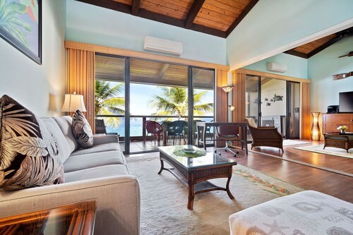 Incredible Absolute Oceanfront Penthouse 🏝️ The Living Room Faces The Ocean! 🐠 KSR 1-305