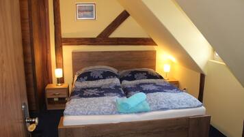 Chambre Double | Fer et planche Ă repasser, Wi-Fi gratuit, draps fournis