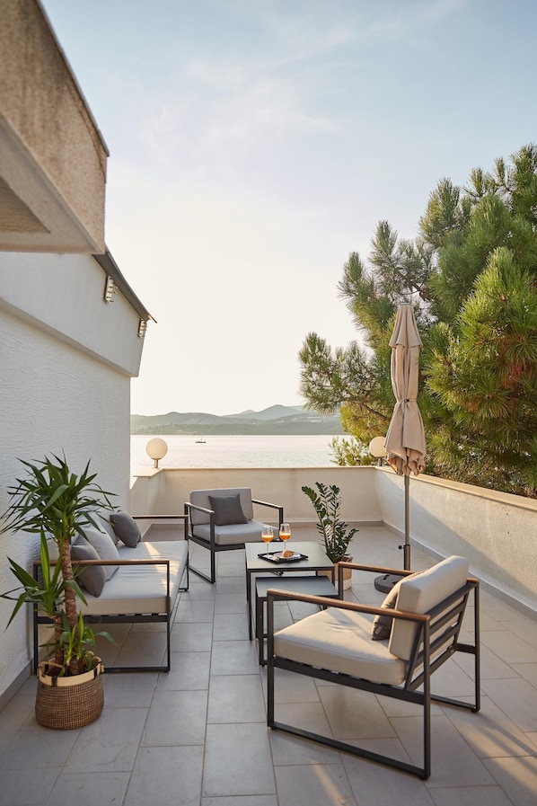 Appartement, uitzicht op zee | Terras