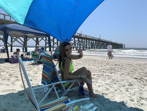 Beach nearby - ~Carolina Tides~ Ocean View, Pier, Pool, Steps to the Beach and Restaurants! (Oak Island)
