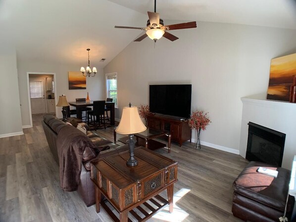 TV, fireplace - Parris Island Marine Corps Graduation PCS Orders Travel Nurses Beaufort Home (Beaufort)