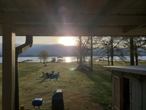 Blue Haven Lake Palestine Tx , Dock with Sundeck Sleeps 6