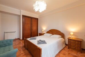 2 Schlafzimmer, Bügeleisen/Bügelbrett, kostenloses WLAN, Bettwäsche