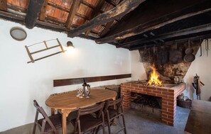 Dining - Stunning home in Kucice with WiFi (Kucice)