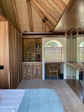 3 室のベッドルーム、デスク、アイロン / アイロン台、WiFi (無料)