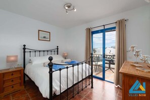 2 slaapkamers, een kluis op de kamer, een strijkplank/strijkijzer