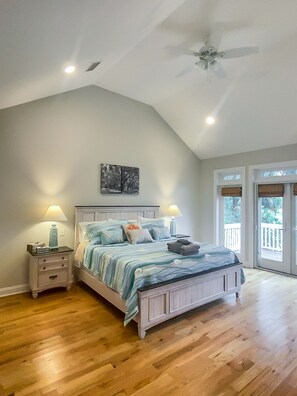 4 Schlafzimmer, Reisekinderbett, WLAN, Bettwäsche