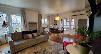 Luxurious apartment by the falls