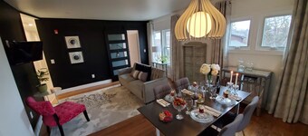 Luxury Riverview Apartment Walk to Niagara Falls, Parkway & Attractions!