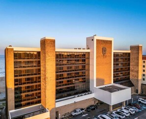 Exterior - Winter Waves: 1BR Oceanfront with Heated Pool (Virginia Beach)