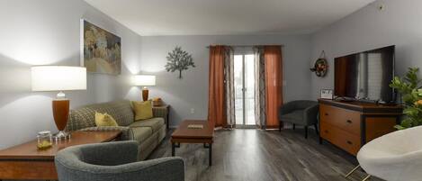 Télévision, Netflix, services de streaming, espaces bureaux