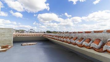 Family Apartment, Multiple Beds, Non Smoking, Garden View | Interior