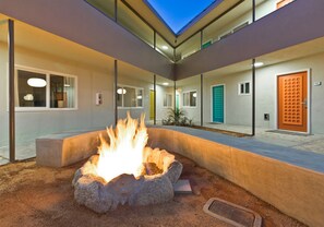 Exterior - The Cole (Palm Springs)