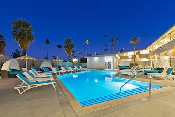 Outdoor pool, free pool cabanas, pool umbrellas