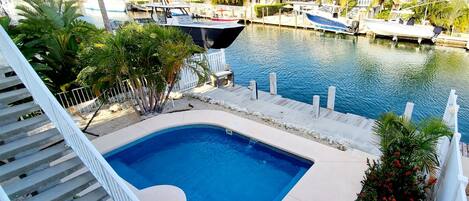 Alberca al aire libre