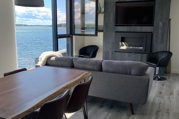 Open concept living room and kitchen