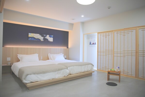 豪華雙床房 | 書桌、手提電腦工作空間、免費嬰兒床、摺床/加床 (收費)