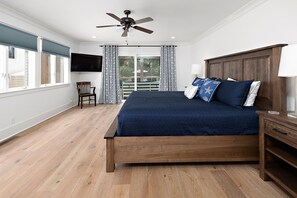 5 bedrooms, iron/ironing board, free WiFi, bed sheets - Magnificent Family East Beach Escape! Private Heated Pool, Putting Green, Short Walk To Beach (Saint Simons Island)