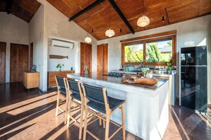 家庭套房, 3 间卧室, 阳台 (5 Adult) | 私人厨房 | 电热水壶