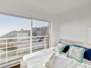 1 Schlafzimmer, Bügeleisen/Bügelbrett, Bettwäsche