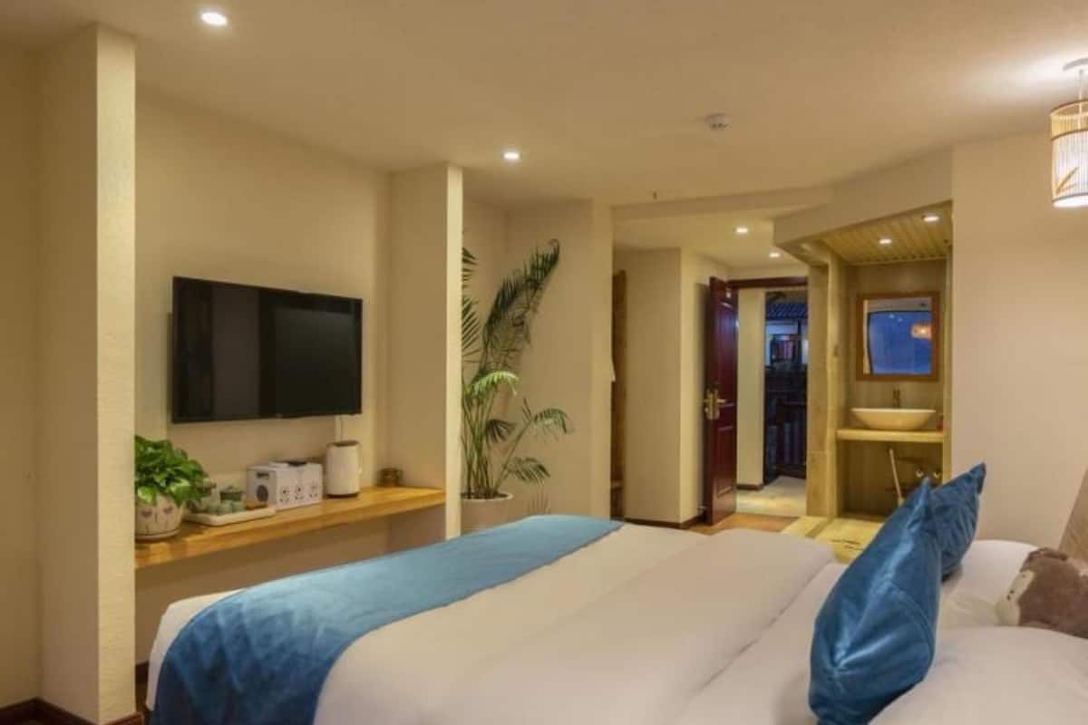 Deluxe Double Room | Desk, free WiFi