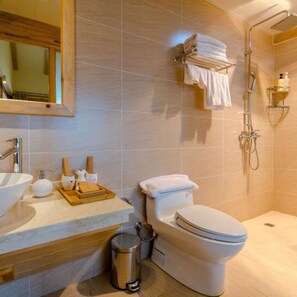 Bathroom - Floral Hotel · Dream Lijiang Inn Lijiang (Lijiang)