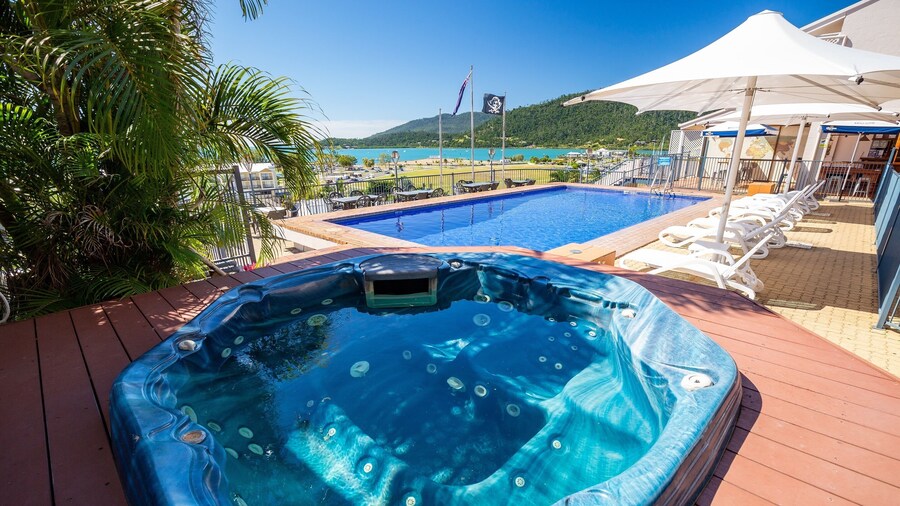 Ocean View 10 Pool & Spa