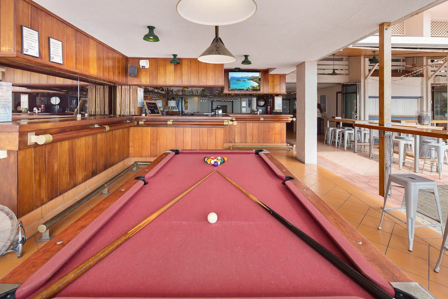 Bar (in der Unterkunft)