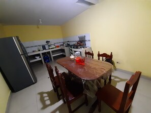 Dining - Servicio especial (cocina, lavadora y duchas con agua caliente) (Covicorti)