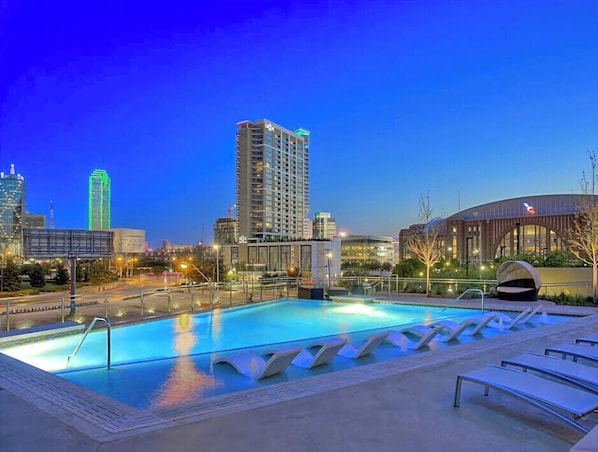 Outdoor pool, a heated pool