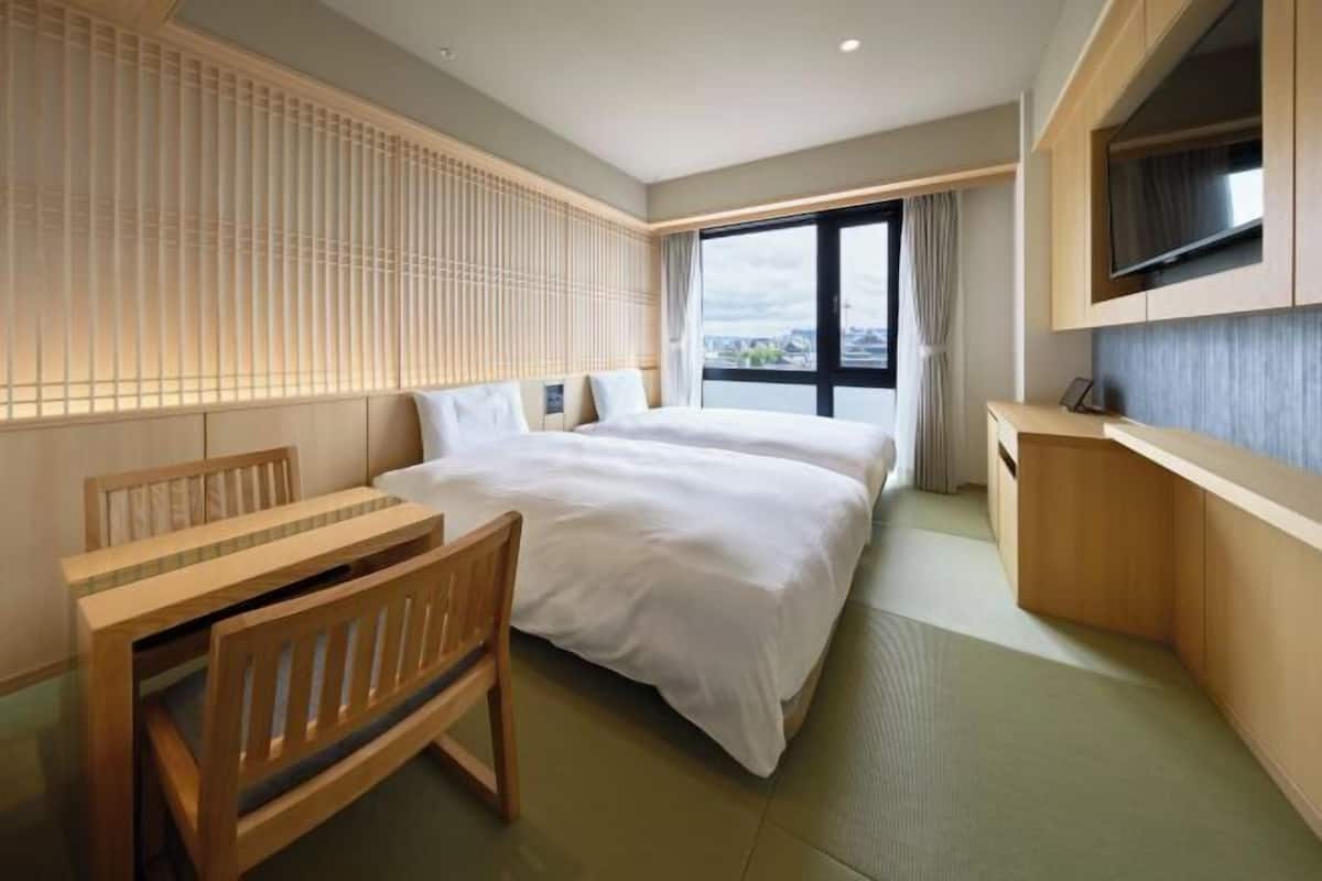 1 Schlafzimmer, Daunenbettdecken, Zimmersafe, Verdunkelungsvorhänge