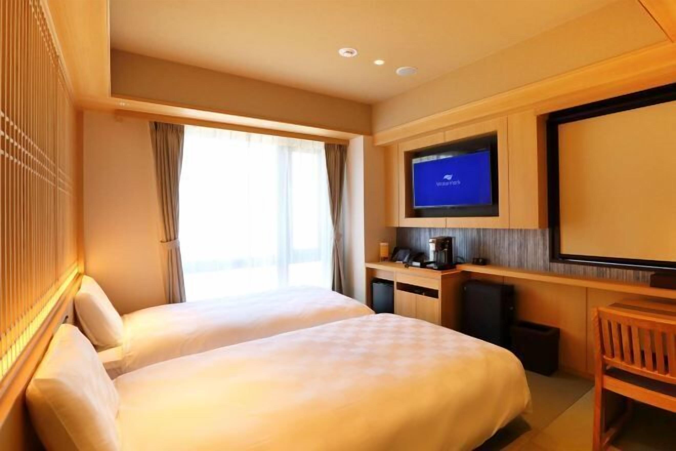 羽绒被、客房内保险箱、遮光窗帘、隔音