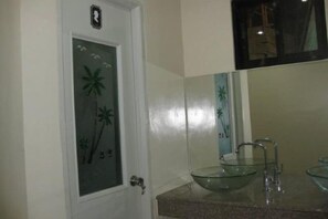Interior - Coron Paradise Bed & Breakfast (Coron)