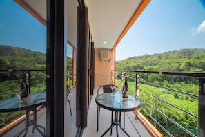 Premier Apartment | Balcony view