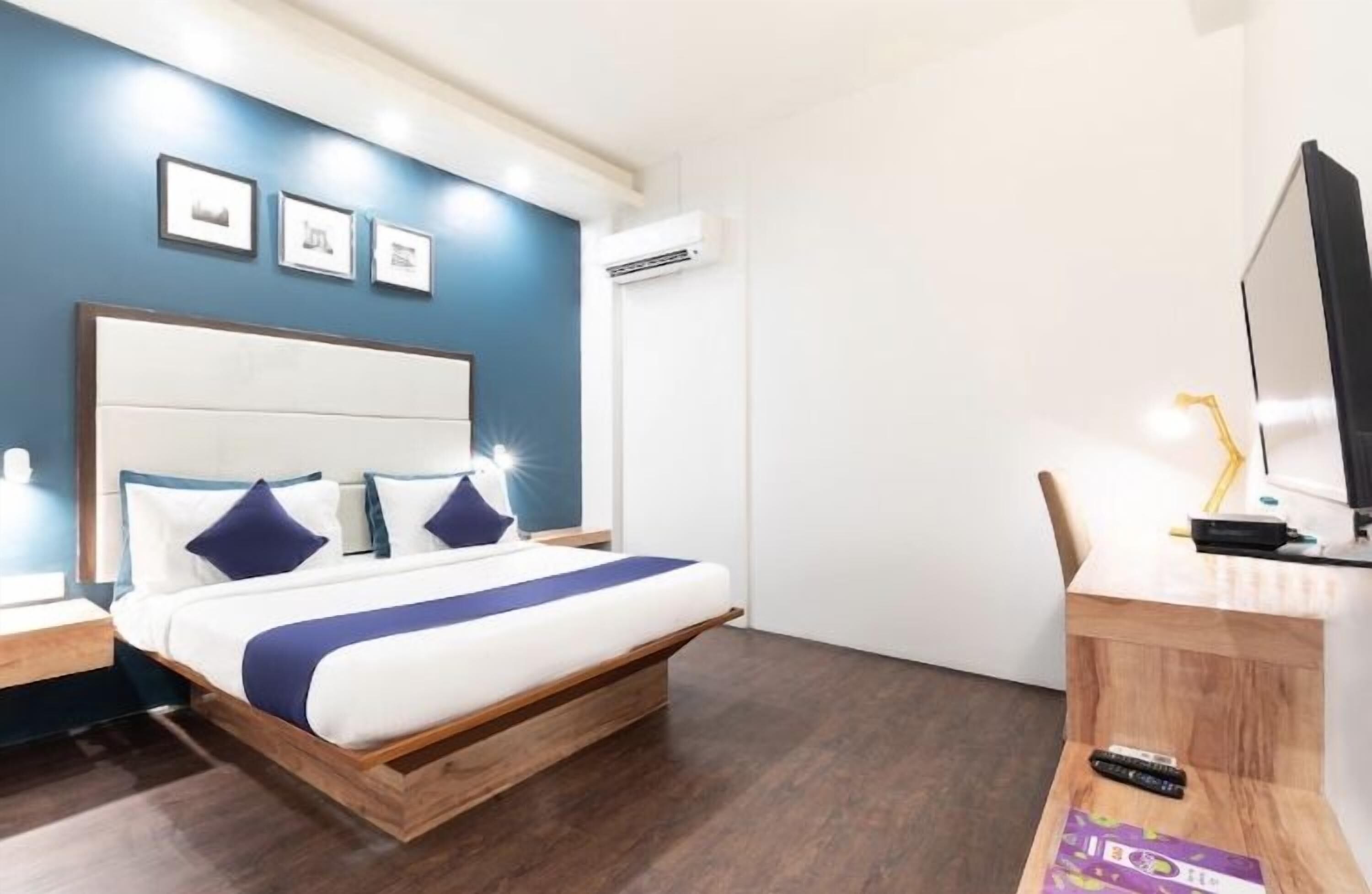 Soundproofing, iron/ironing board, free WiFi, bed sheets