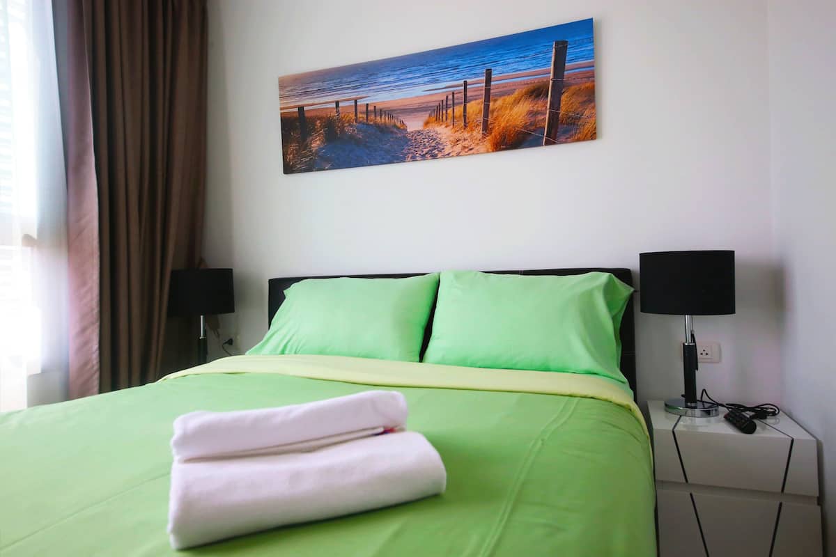 Desk, blackout curtains, free WiFi, bed sheets