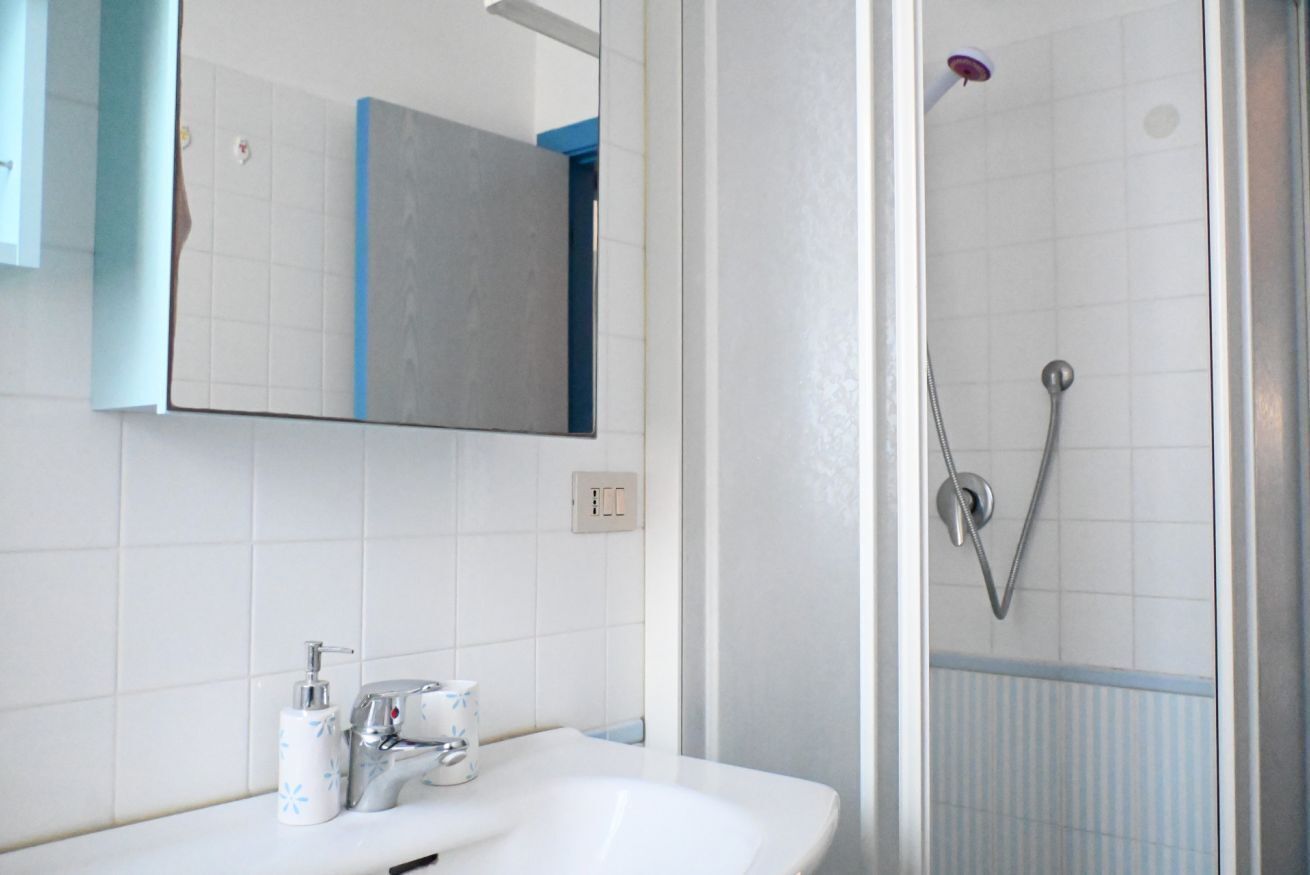 Doccia, bidet, asciugamani