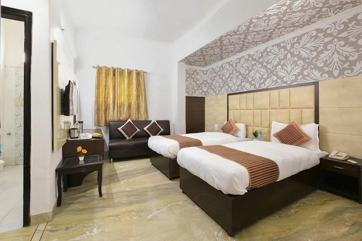 Comfort Room | Free WiFi