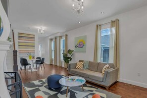 TV, offices - The Retro Sleepover Pad- 2 BR/1.5BA (Columbus)