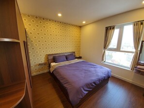 Appartement, 2 chambres | 2 chambres, bureau, rideaux d’obscurcissement, système d’insonorisation