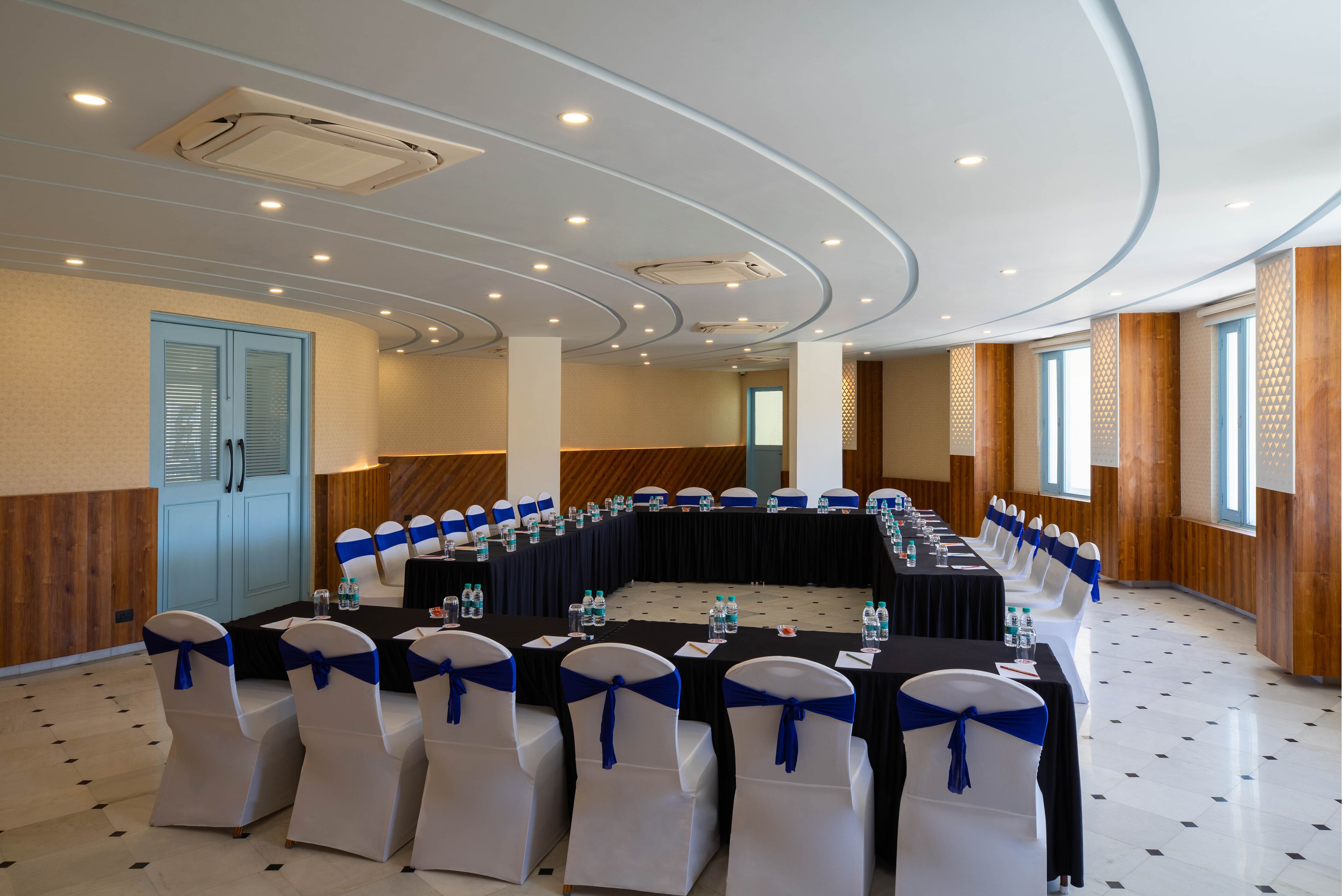 Photo - Ramee Royal Resort & Spa - Udaipur