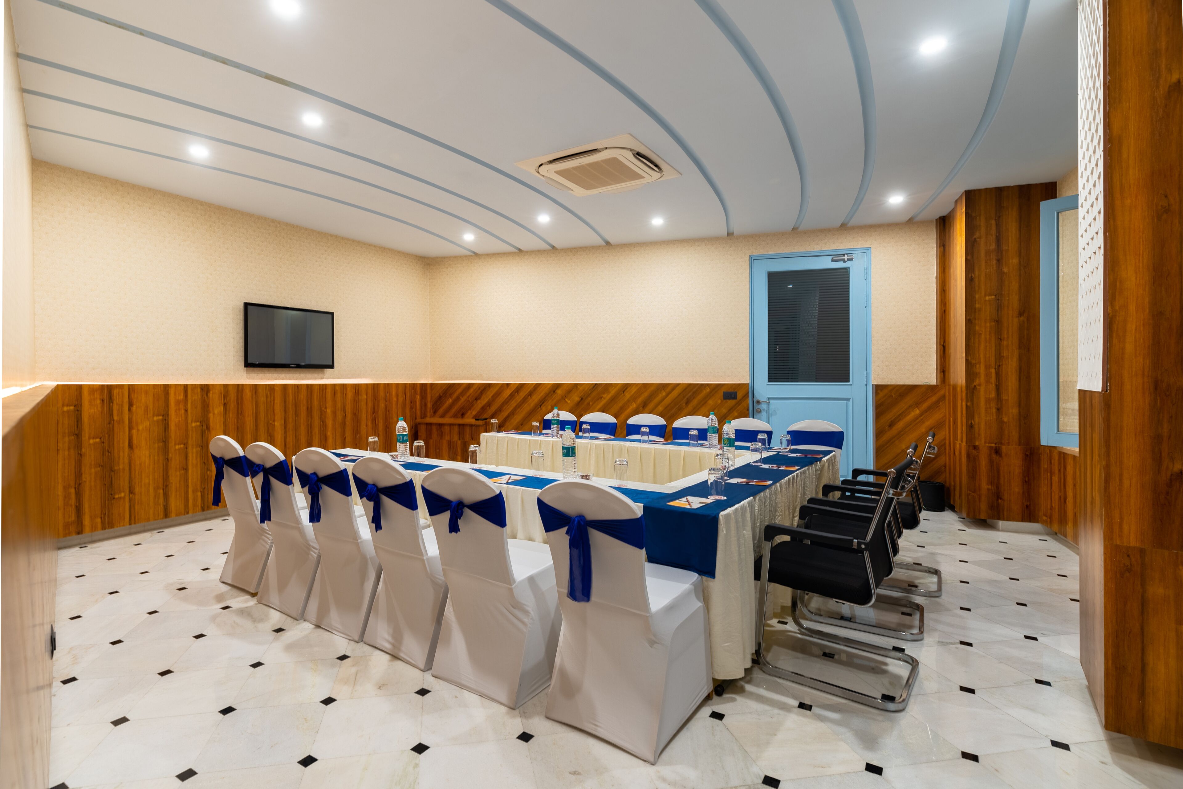 Photo - Ramee Royal Resort & Spa - Udaipur