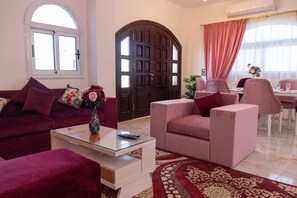 Flat-screen TV - Villa Sandra up to 10 persons - Feel home away from home (Dahab)