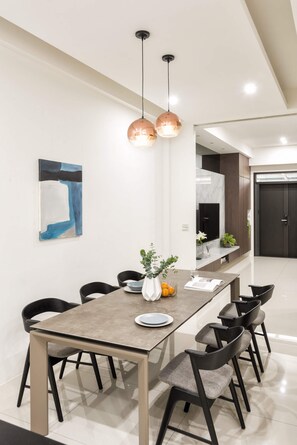 Apartment | In-room dining