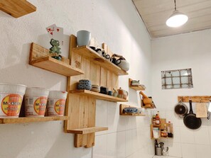 Unclassified image, 5 of 11, button