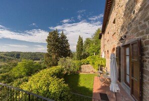 Appartement, 2 chambres, foyer, vue sur le jardin | Extérieur